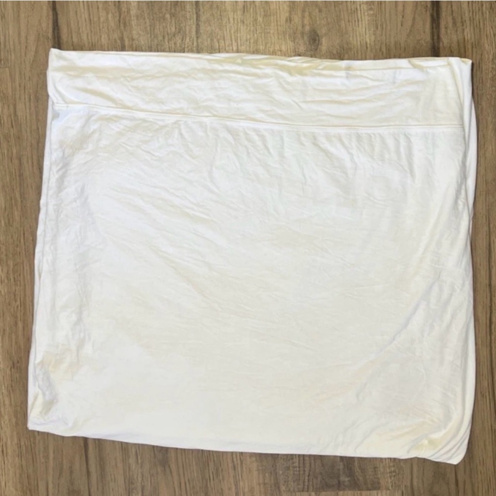 Purple‎ Brand KING CAL KING Flat Sheet Cream Neutral Soft Stretchy Lycra Bamboo